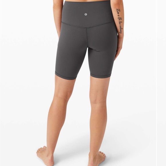 Lululemon Charcoal Align Biker Shorts - Picture 2 of 3
